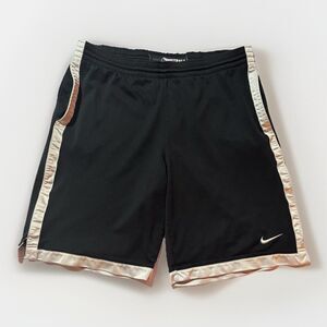 Nike Basketball Shorts Men’s Size Medium Black White Drawstring Pockets Athletic